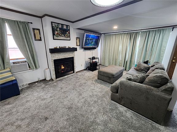 5th image of 22 Bradford St
