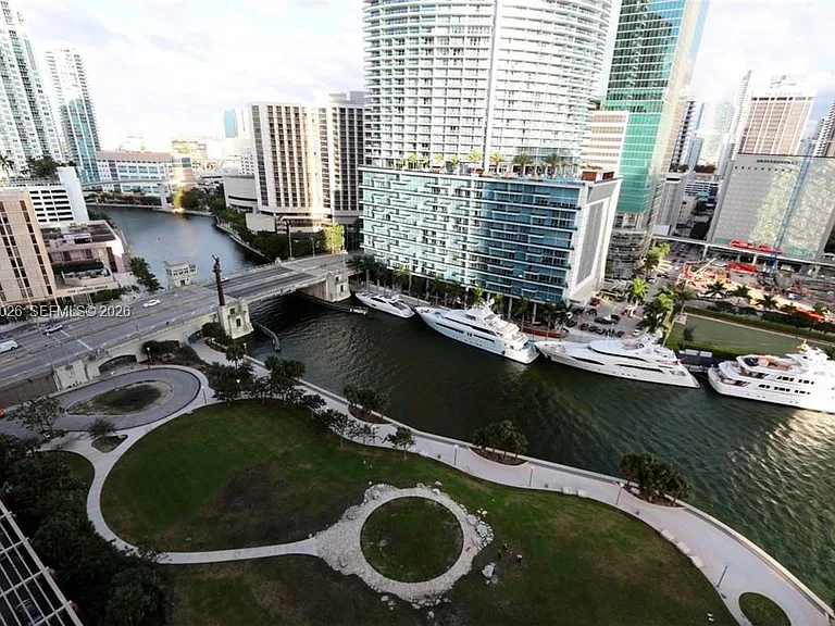 465 Brickell Ave #4706 — Photo 3
