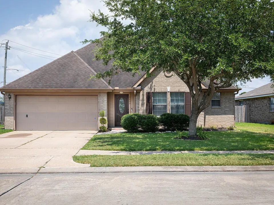 3403 Cypress Village Dr