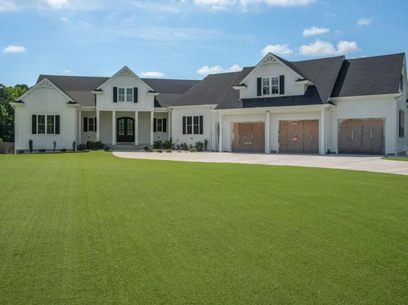 3837 Bosco Rd, New Hill, NC 27562