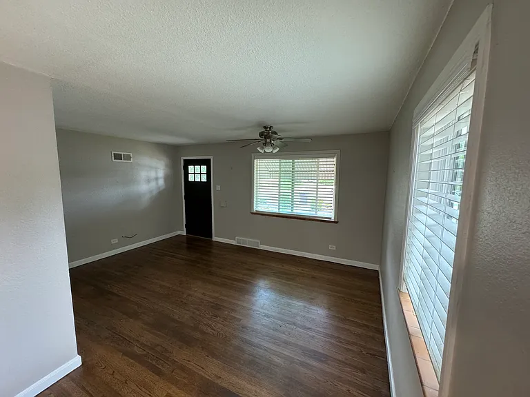 1054 Leyden St — Photo 34