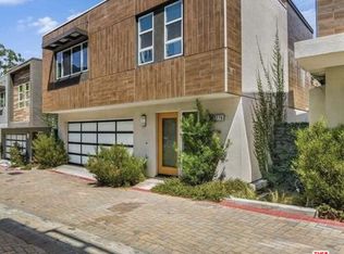 2776 Wright Ln, Los Angeles, CA 90068