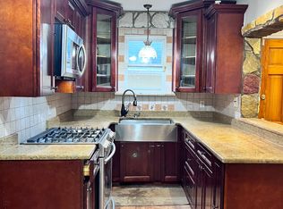 12212 25th Rd FLOOR 1, Flushing, NY 11354