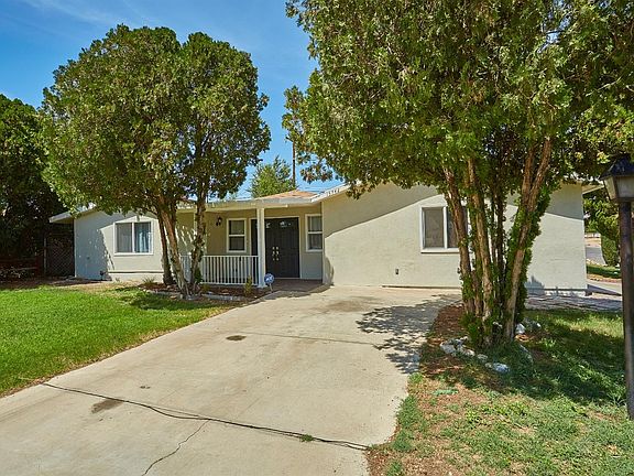4th image of 15742 La Cubre Dr