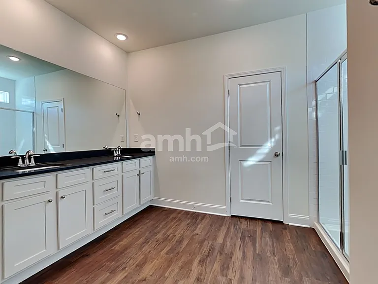 248 Willow Ln — Photo 18