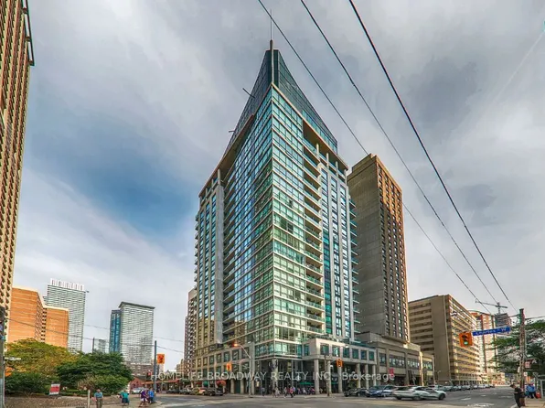 1121 Bay St, Toronto, ON