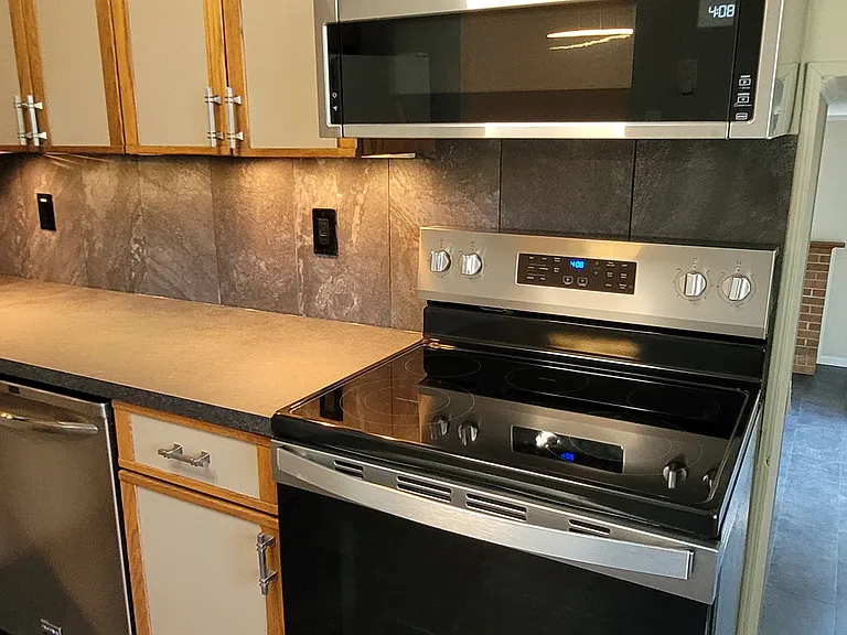 270 Riverview Rd — Photo 13