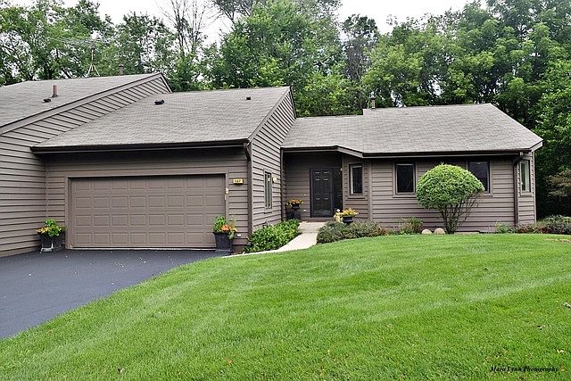 1st image of 107 Shoreline Ct