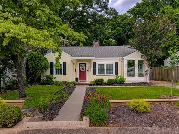 3904 Walker Ave, Greensboro, NC 27403