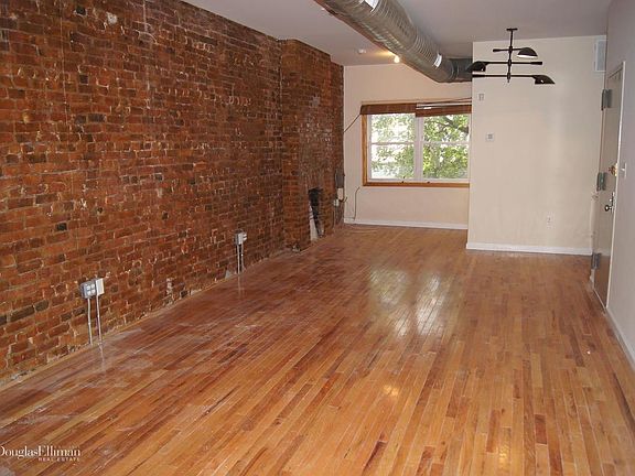 3rd image of 297 Bond St #1