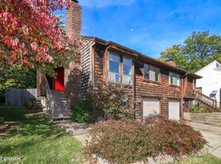 6339 W 49th St, Mission, KS 66202