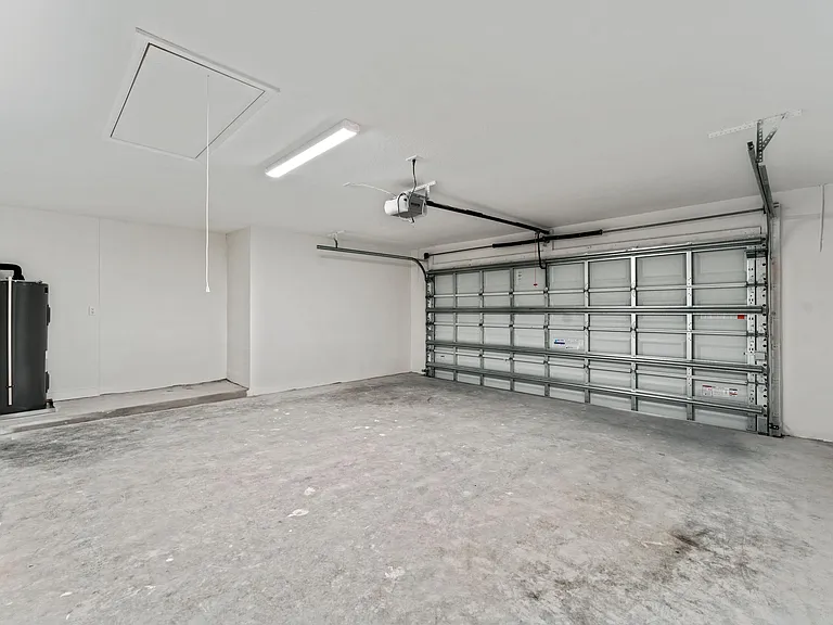 20365 Marie Ct — Photo 33