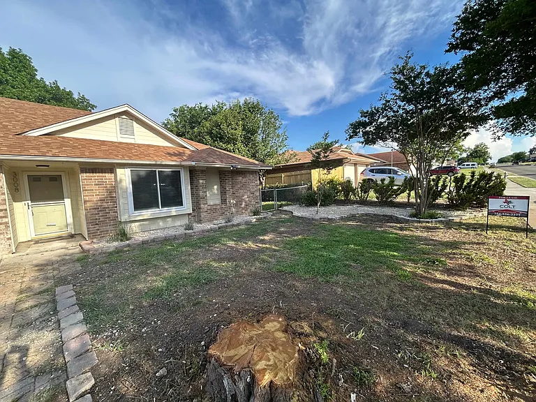 3008 Westrim Dr — Photo 10