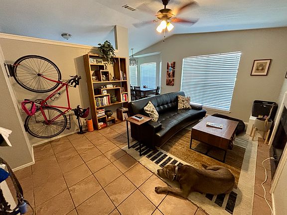 Main Living room (view from entry)