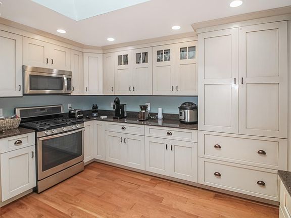 5th image of 5802 S Columbus Ave