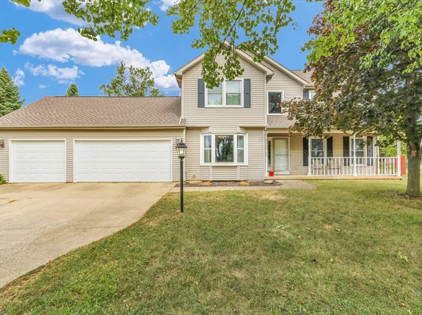 702 Northridge Dr, Mahomet, IL 61853