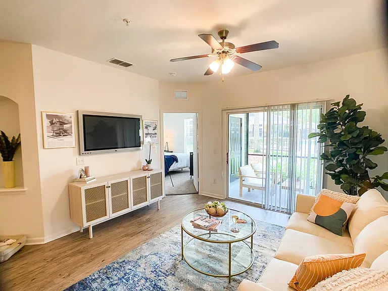 Oakleaf Village Apartments — Photo 19