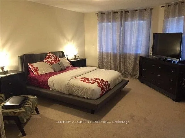 37 Aird Ct — Photo 20
