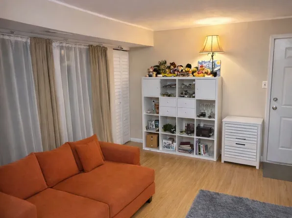 8030 Ditman St, Philadelphia, PA