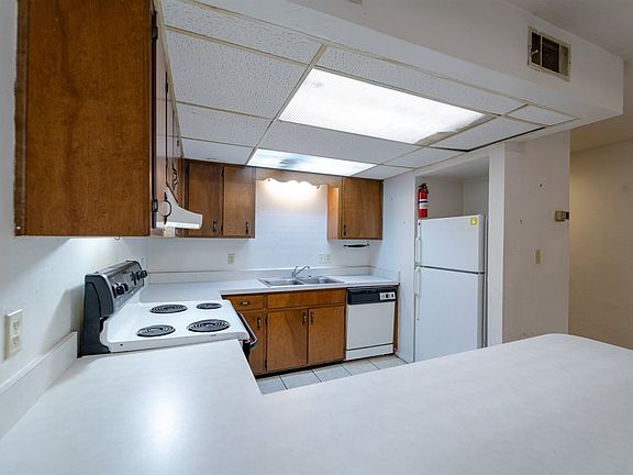 5th image of 1349 Rumba Ln