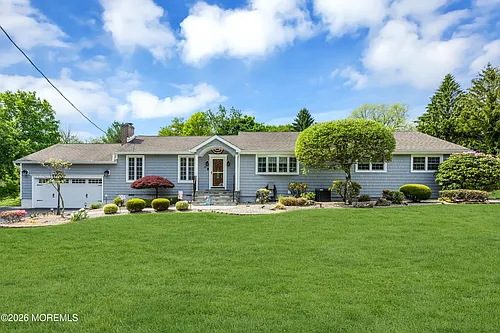 60 Farrell Dr Photo 1