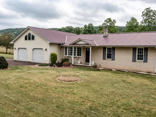 308 Monastery Rd, Elysburg, PA 17824