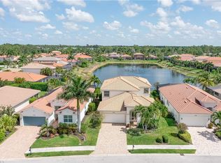 7742 Martino Cir, Naples, FL 34112