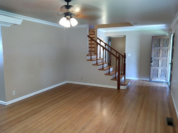 3rd image of 5225 Diablo Dr