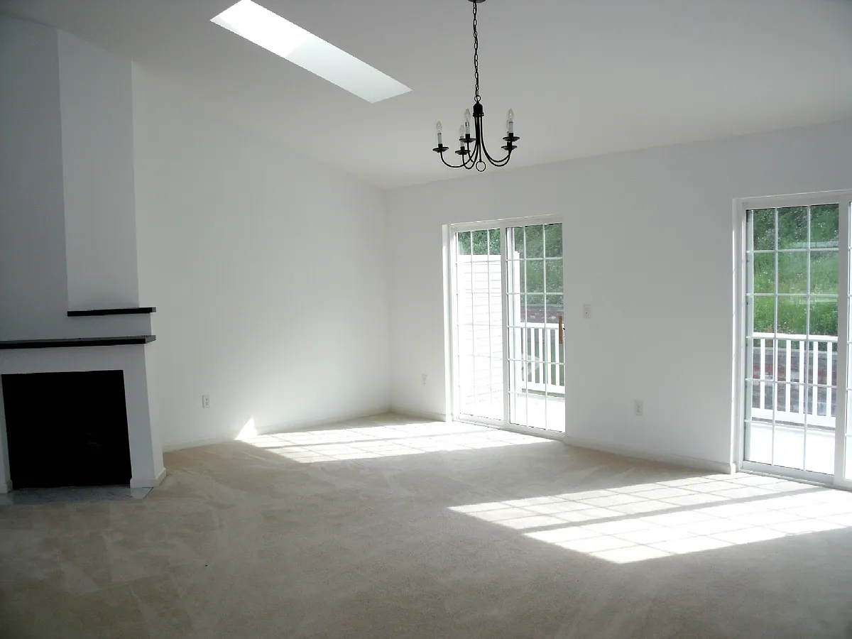 Building Photo - 1062 Dryden Rd #3