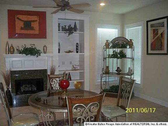 Breakfast Nook