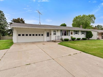 55 Villa Heights Ct, Algoma, WI, 54201