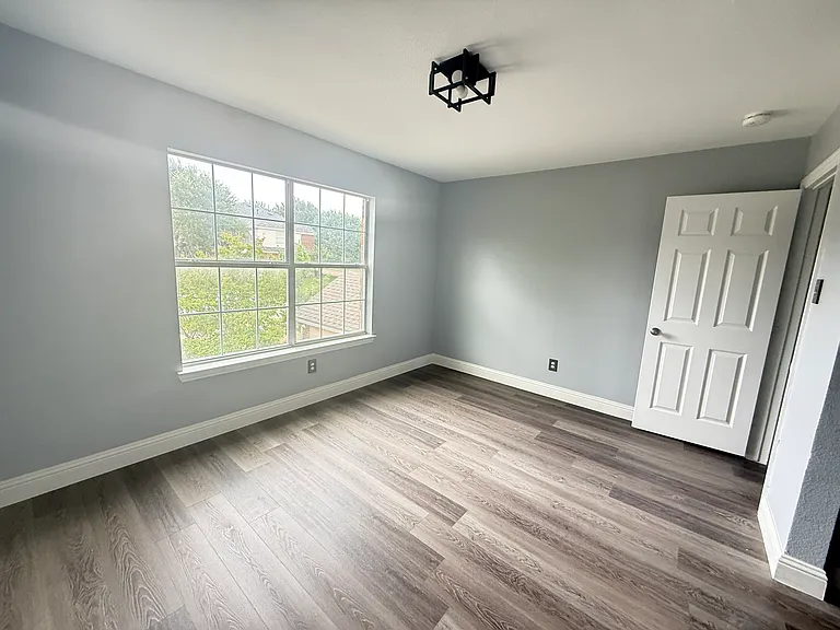 11021 Firefly Ln — Photo 7
