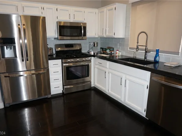 2081 Poppywood Ave, Henderson, NV 89012