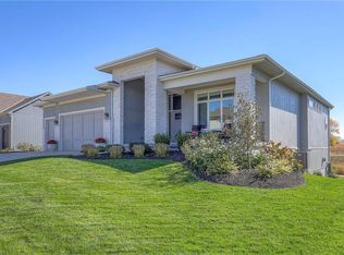 25119 W 92nd St, Lenexa, KS 66227