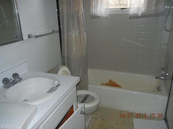 4th image of 116 La Vita St