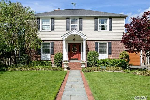 1st image of 8 Whitehall Blvd