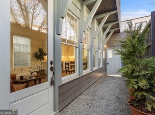 696 Arcos Way SE, Atlanta, GA 30315