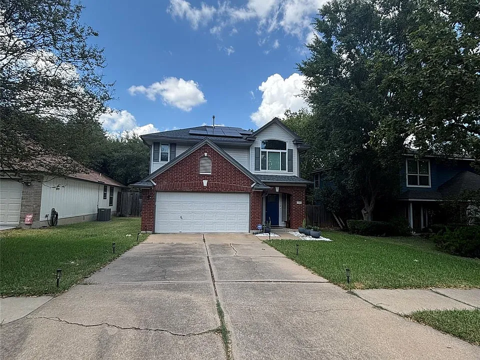 1200 Tetbury Ln