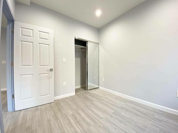 5th image of 165 Stockholm St #4RZ