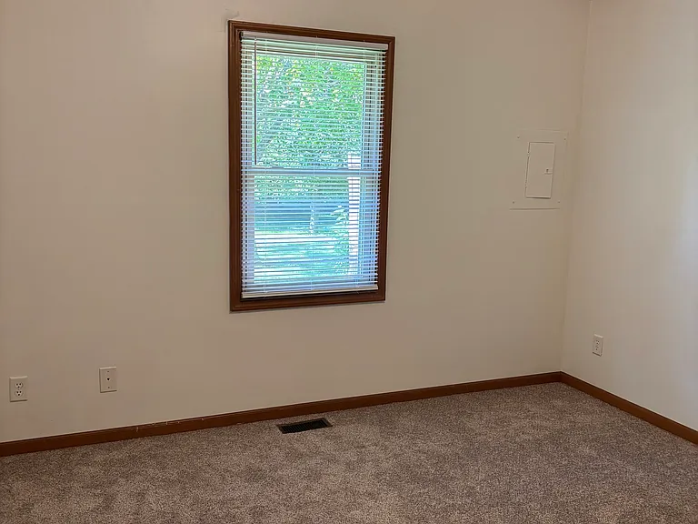 157 Sycamore St #1 — Photo 9