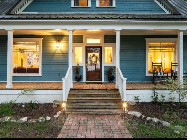 301 Avenue I, Valley Mills, TX 76689
