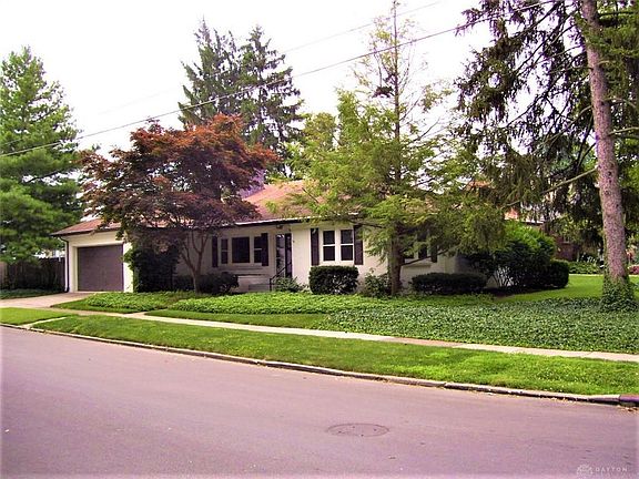 2nd image of 20 Hilltop Ave