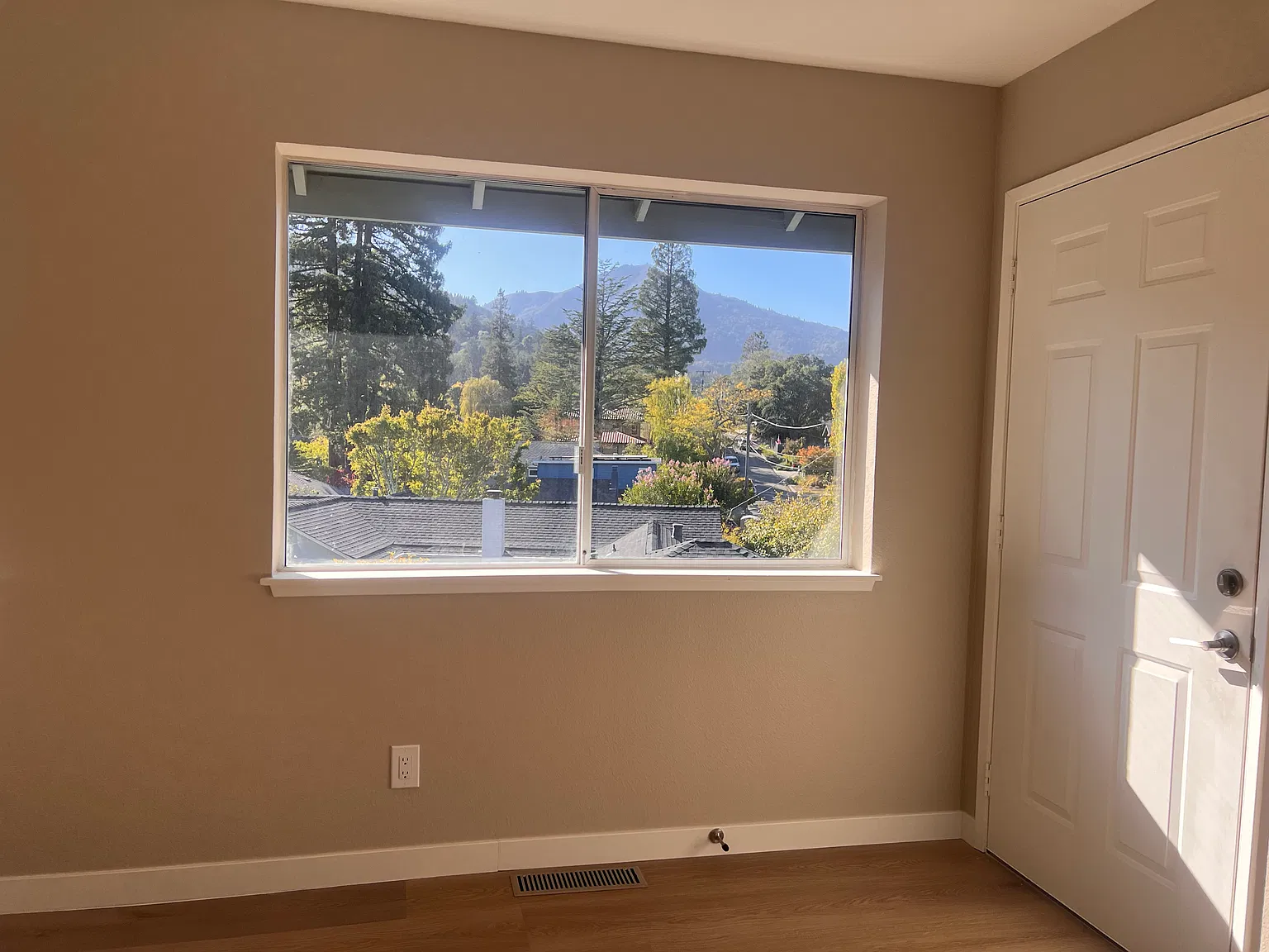 1 bed, 750 sqft, $3,400 — Photo 3