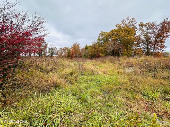 Nashville Hwy, Deer Lodge, TN 37726