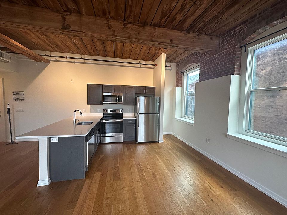 1st image of 1133 N 4th St #X06