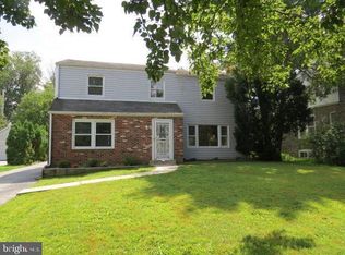 627 Ashurst Rd, Havertown, PA 19083