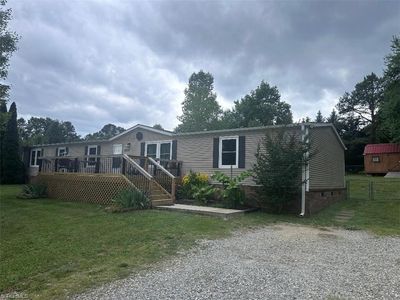 1051 Cassidy Ln, Pinnacle, NC, 27043
