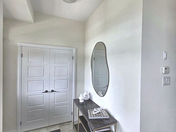 2nd image of 1522 Benson St