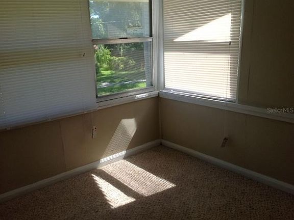 3rd image of 860 20th Ave S