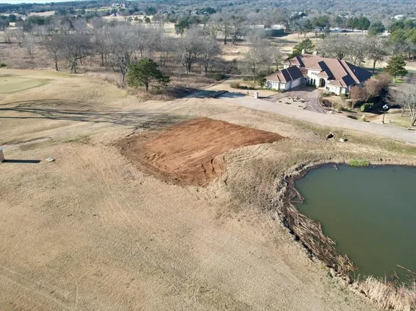 32 Palmer Ln, Pottsboro, TX 75076